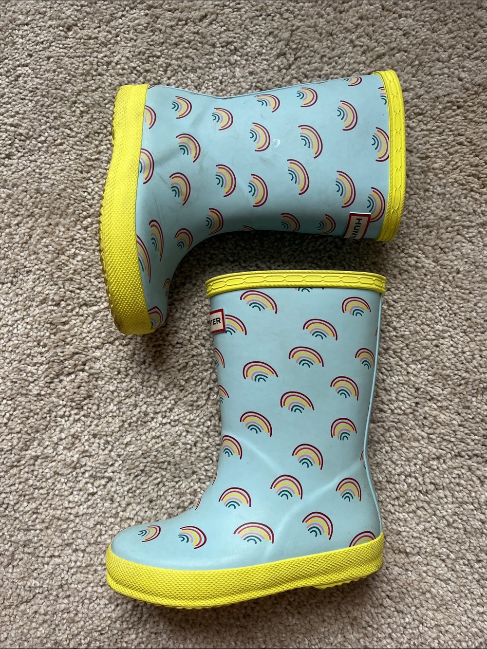 Hunter Kids Blue Rainbow Print Rain Boots with Yellow Trim